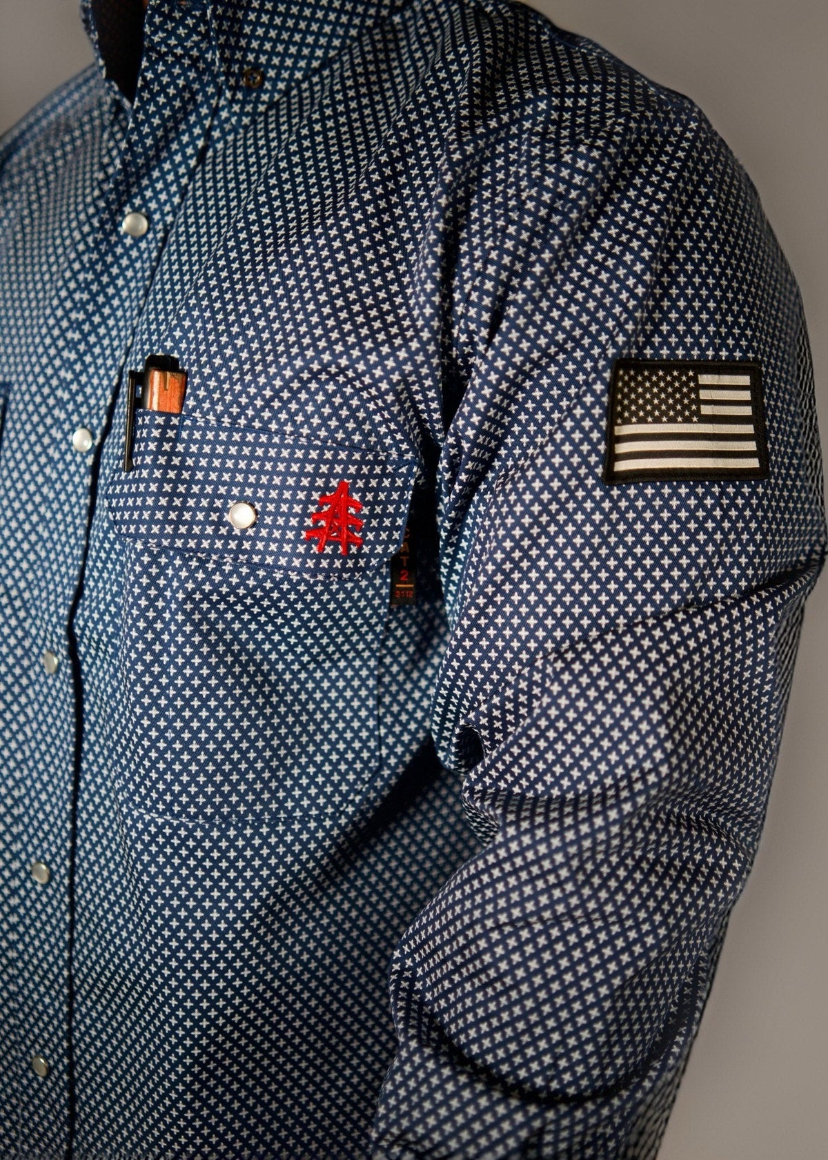 Work Shirt for Safety and Comfort: Honor Navy FR Pearl Snap Work Shirt